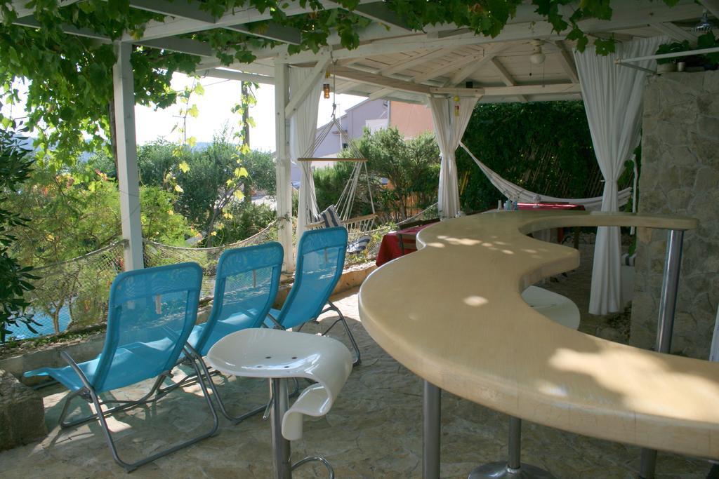 Apartments Mediterraneo Kaprije Bagian luar foto