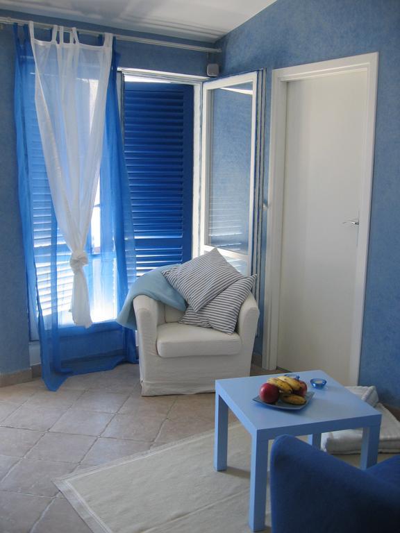 Apartments Mediterraneo Kaprije Bagian luar foto